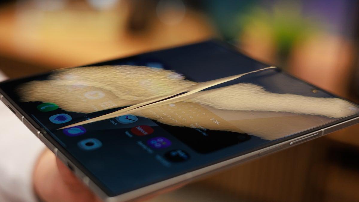 Samsung Galaxy Z Fold 8 Wide : fuite, design plus large et nouvelles ...
