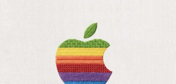 Apple Welcome Home : le logo Apple arc-en-ciel brodé de l’invitation du 13 octobre